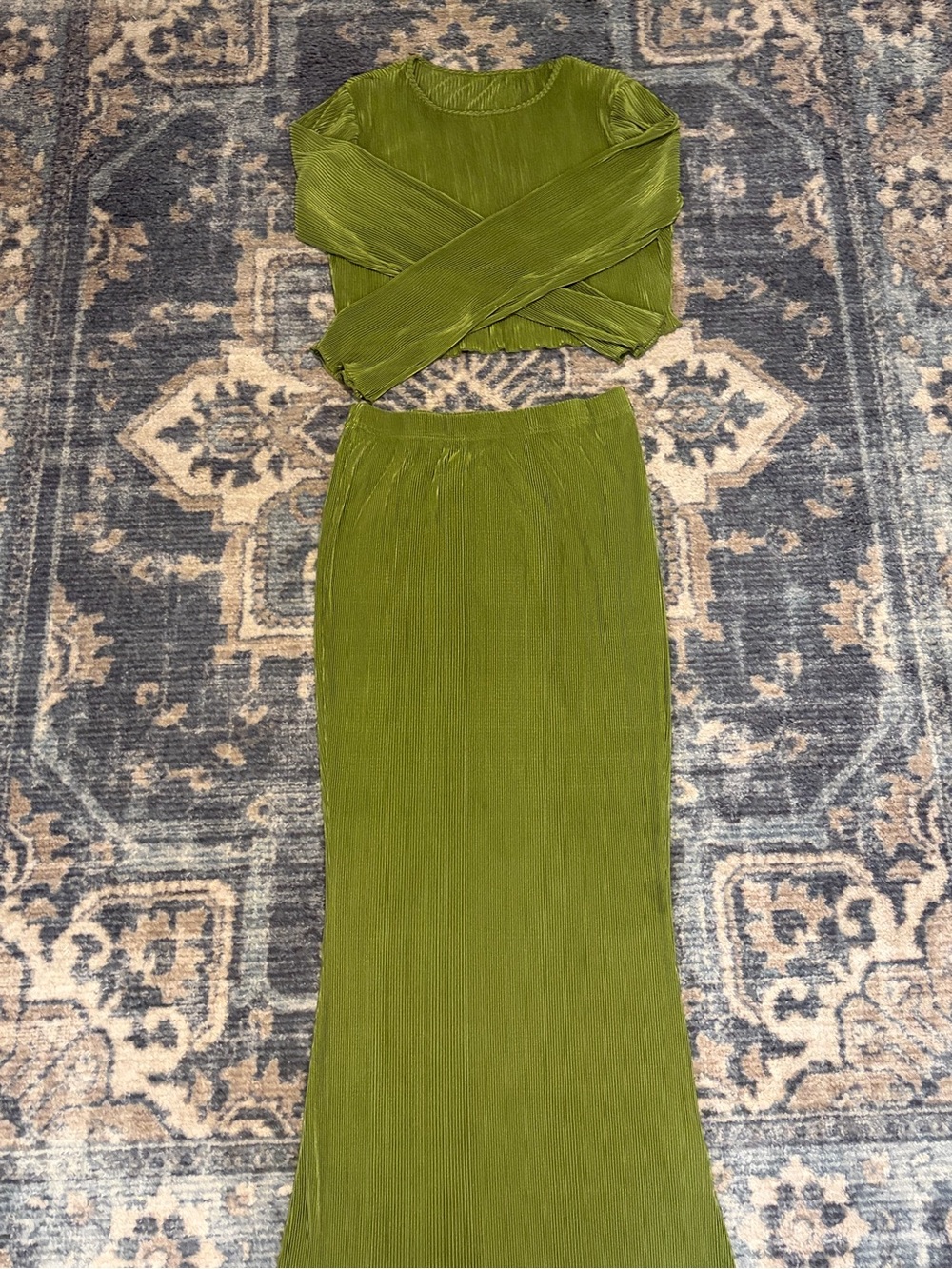 SHEIN Olive Green Pleated Two-Piece Maxi Set